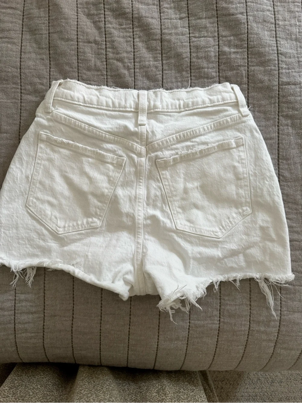 Abercrombie & Fitch White Distressed Denim Cutoff Shorts high rise